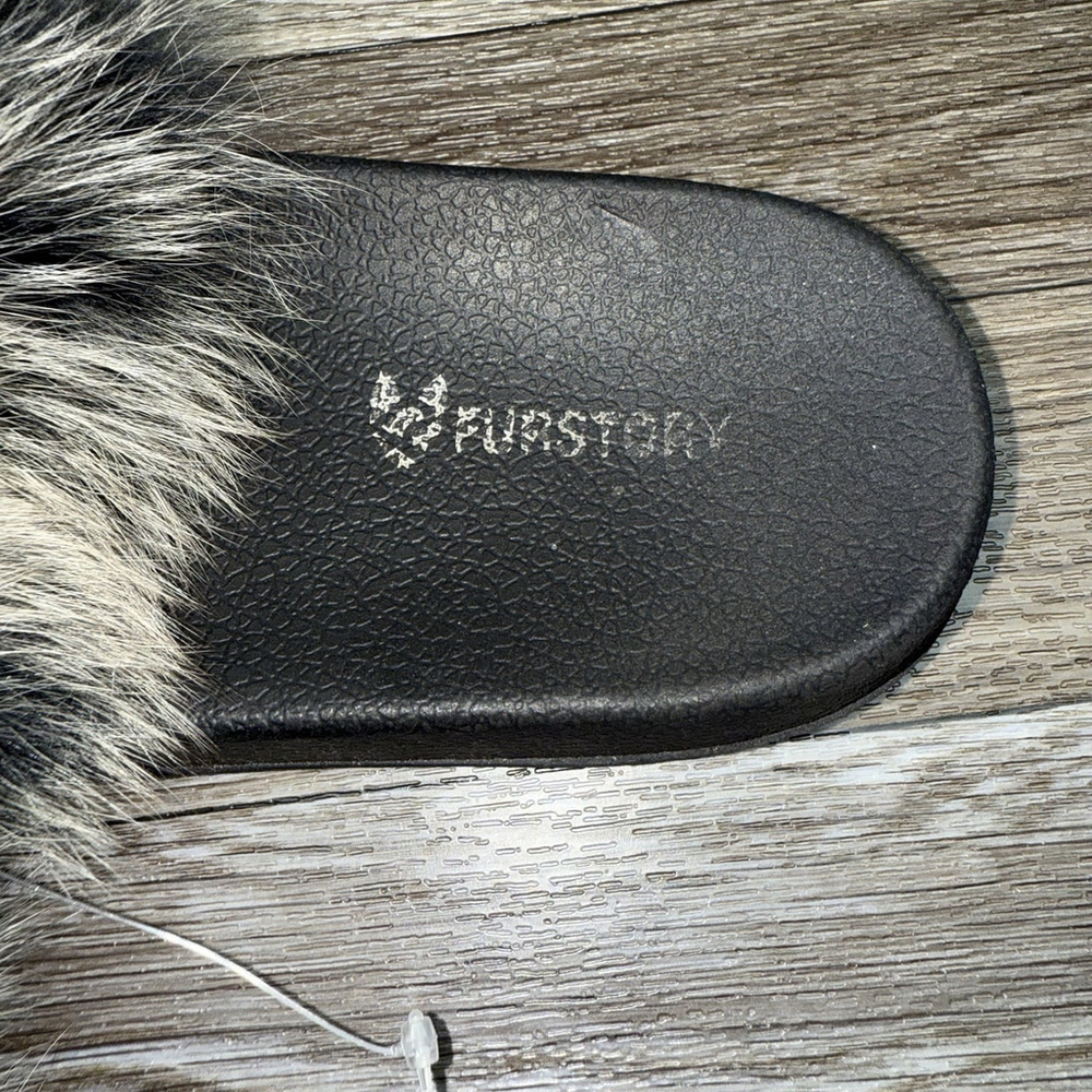 Women's Size 10-11 Faux Fur Slides Black Furry Sandals NEW - Picture 2 of 9